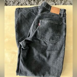 Levi’s baggy dad jean